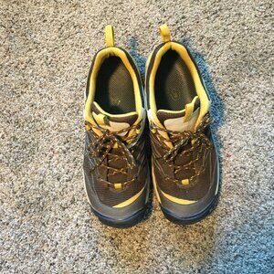Men's 11 Keen Hiking Shoes